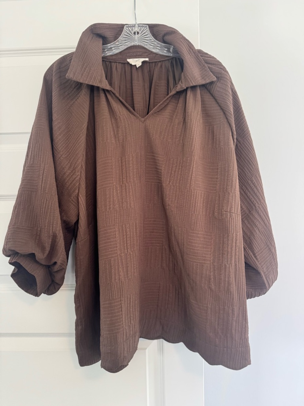 Umgee Brown Textured V-Neck Collared Blouse